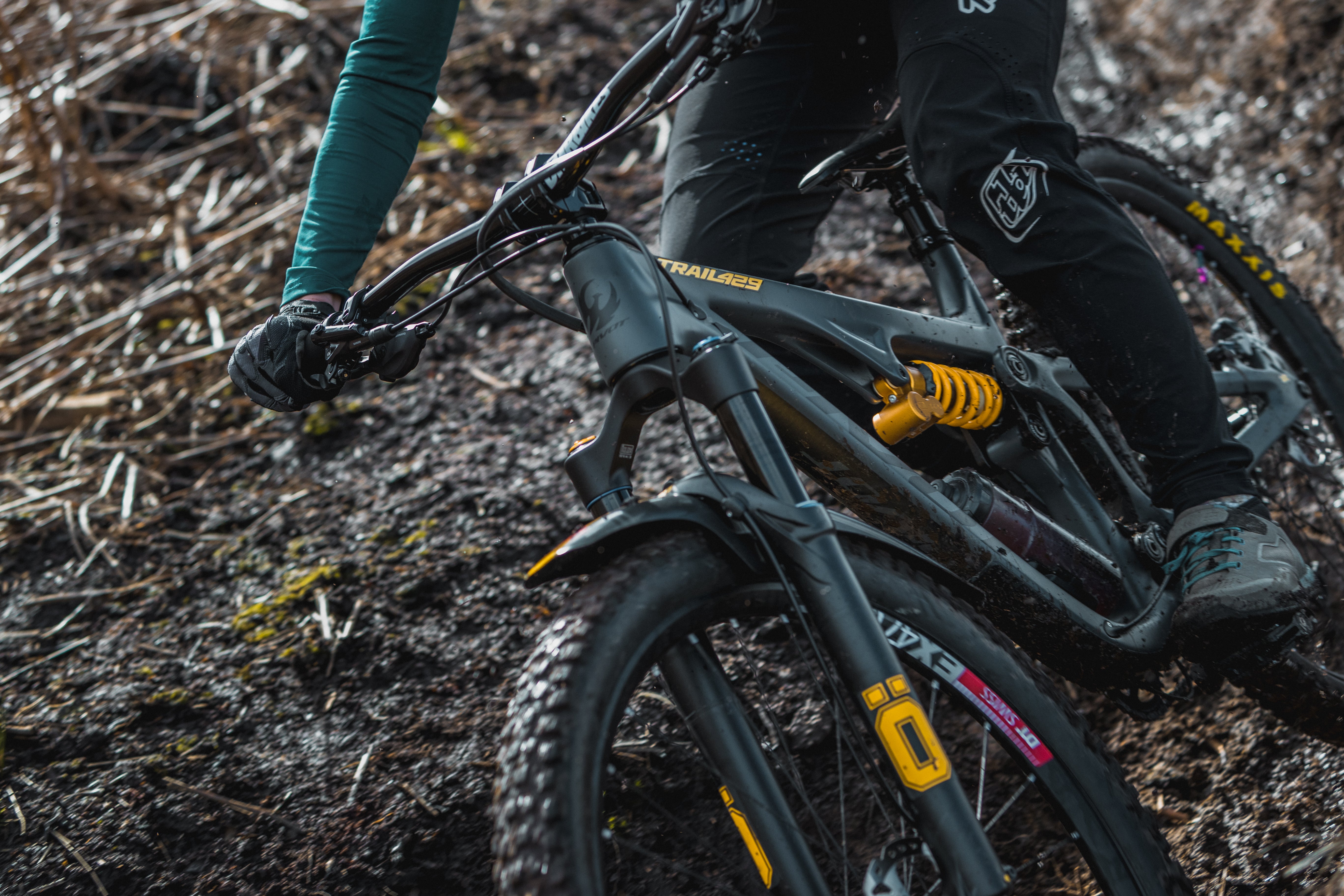 OHLINS BOLT-ON ADAPTER PACK FOR EVO MUDHUGGERS
