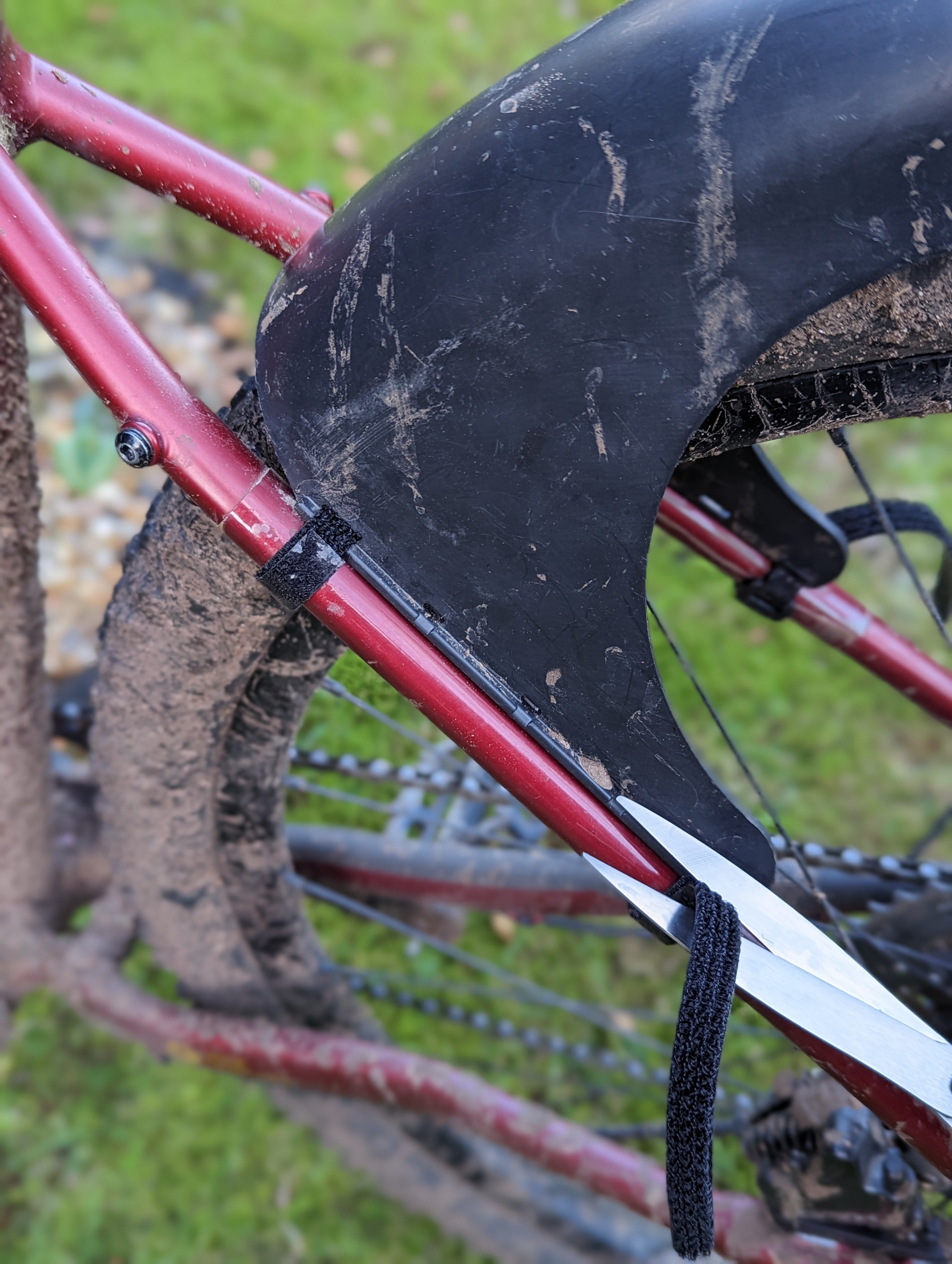 Rear GravelHugger Quick Fit Strap Pack